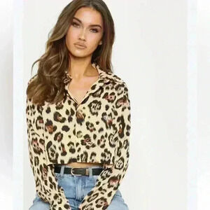 PrettyLittleThing tan, leopard print, long sleeve crop top